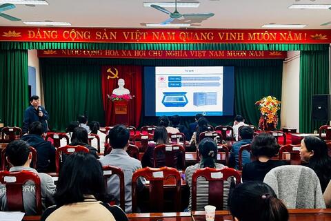 Trung tâm Kiểm soát bệnh tật tập huấn công tác quản lý tiêm chủng mở rộng năm 2025